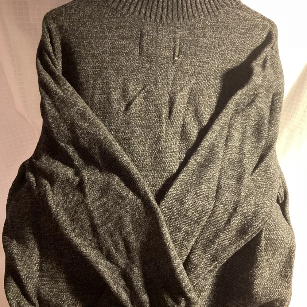 Men’s sweater - Picture 3 of 3